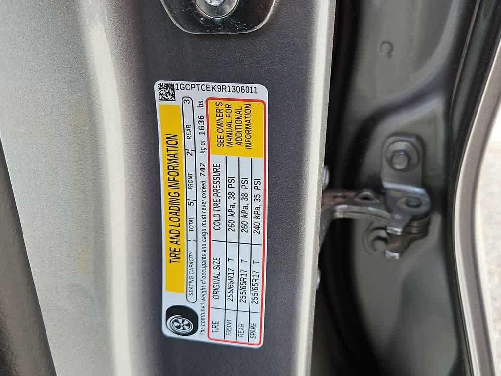 Used 2024 Chevrolet Colorado LT w/ LT Convenience Package II AWD/4WD image 29