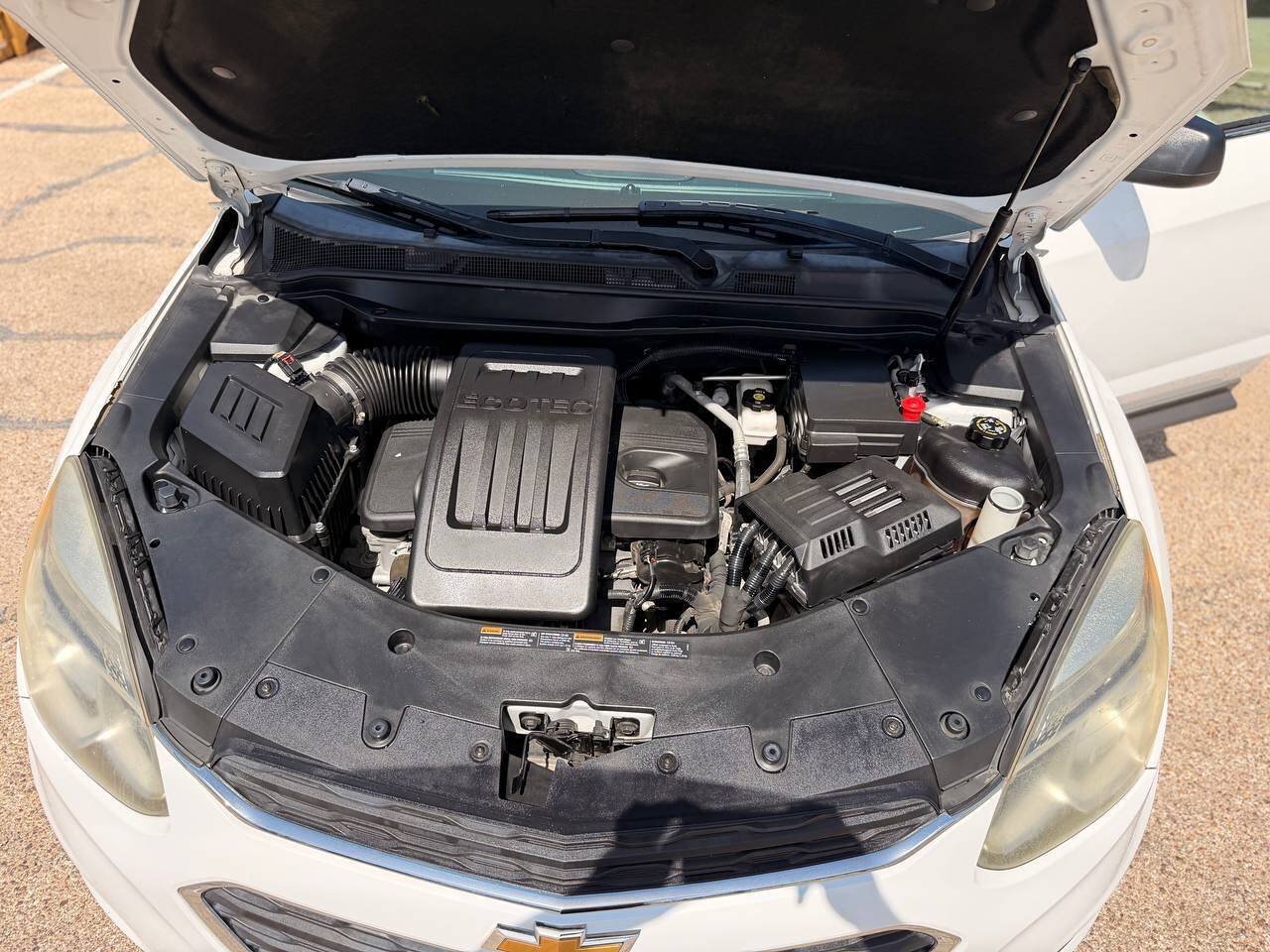Used 2017 Chevrolet Equinox LS w/ LPO, Protection Package FWD image 29