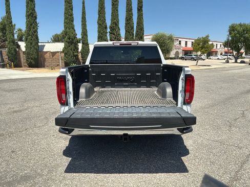 Used 2024 GMC Sierra 1500 SLT RWD image 21