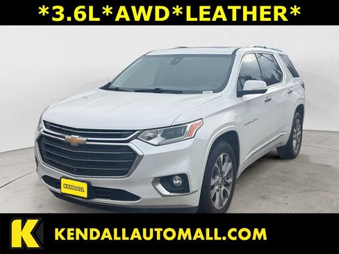 Used 2021 Chevrolet Traverse Premier image 1