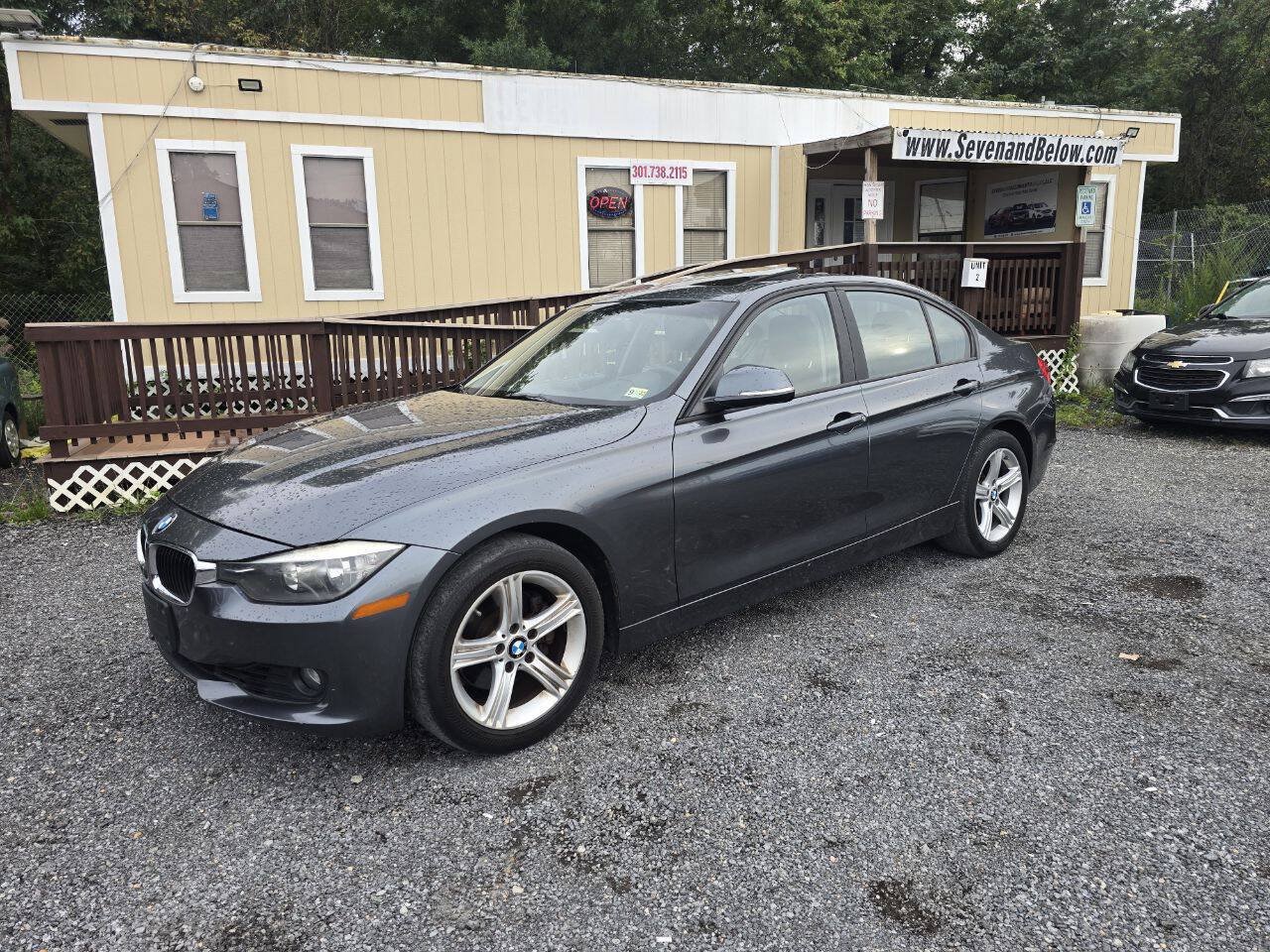 Used 2013 BMW 328i Sedan RWD image 2