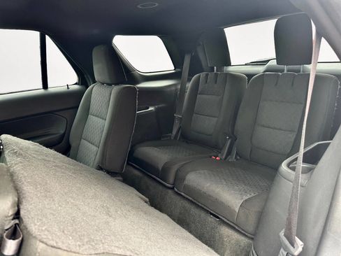 Used 2014 Ford Explorer XLT image 11