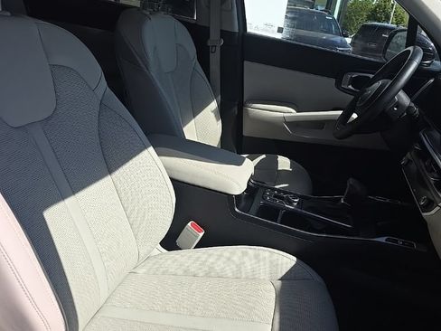 Certified 2025 Kia Sorento EX AWD/4WD image 8