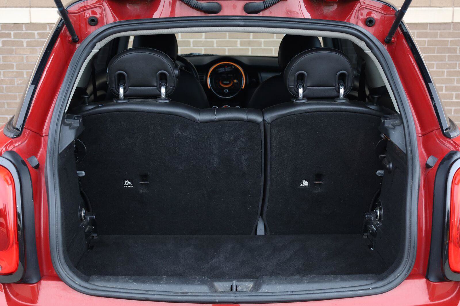 Used 2016 MINI Cooper 2-Door Hardtop FWD image 13