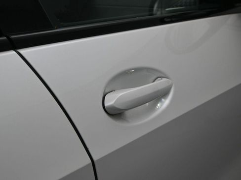 Used 2023 BMW X7 xDrive40i w/ Executive Package image 13