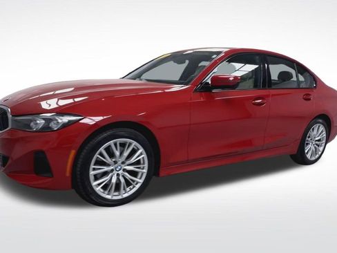 Used 2023 BMW 330i xDrive Sedan w/ Driving Assistance Package AWD/4WD image 4