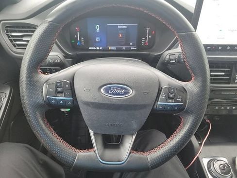 Used 2024 Ford Escape ST-Line w/ Tech Pack #1 AWD/4WD image 19