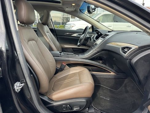 Used 2015 Lincoln MKZ Base w/ Equipment Group 101A Select image 15