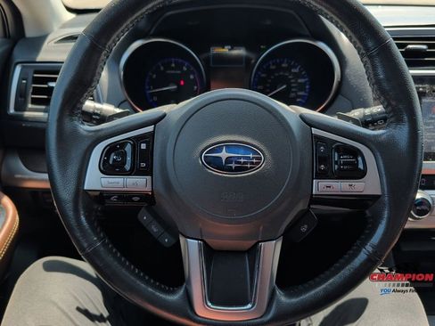 Used 2017 Subaru Outback 2.5i Touring AWD/4WD image 20