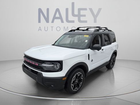 Used 2025 Ford Bronco Sport Outer Banks w/ Outer Banks Tech Package+ AWD/4WD image 1