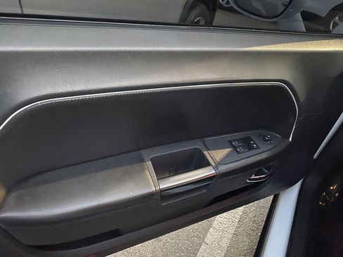 Used 2013 Dodge Challenger Rallye Redline image 8