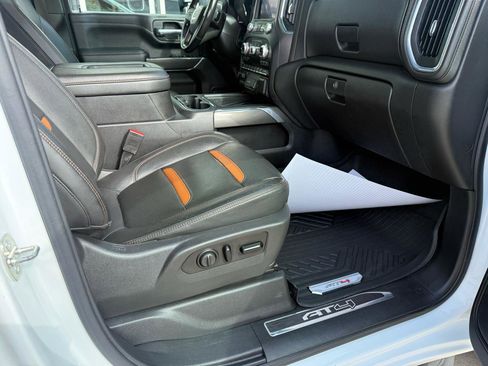 Used 2020 GMC Sierra 2500 AT4 w/ AT4 Premium Package AWD/4WD image 15