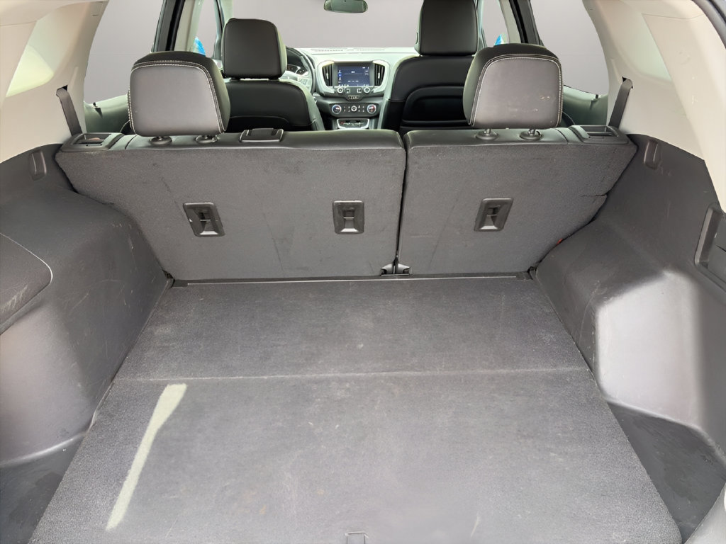 Used 2024 GMC Terrain SLT AWD/4WD image 17