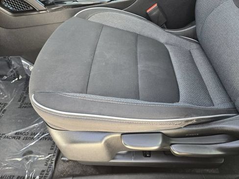Used 2022 Chevrolet TrailBlazer LS FWD image 23