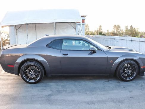 Used 2022 Dodge Challenger R/T Scat Pack RWD image 13