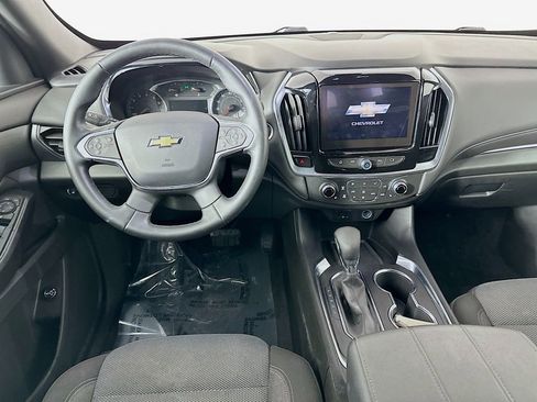 Used 2023 Chevrolet Traverse LT image 31