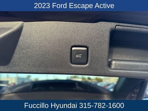 Used 2023 Ford Escape Active image 10