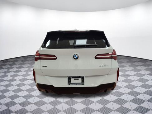 New 2026 BMW X3 xDrive30 w/ Premium Package image 9