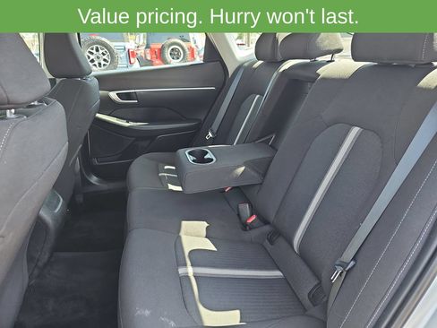 Used 2025 Hyundai Sonata SEL FWD image 13