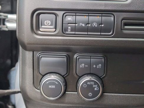 Certified 2024 Chevrolet Tahoe LT RWD image 17