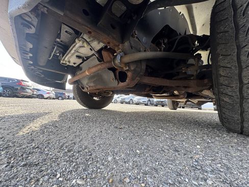 Used 2019 Chevrolet Express 3500 w/ Driver Convenience Package RWD image 64