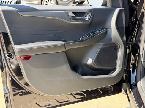 New 2025 Ford Escape Active image 20