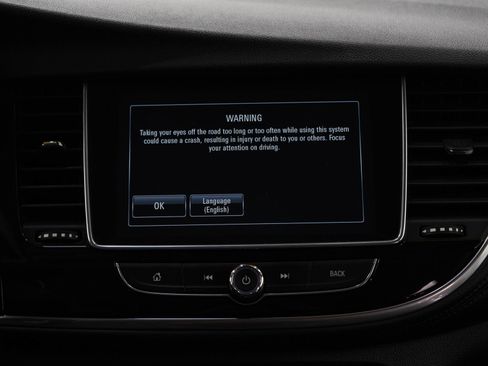 Used 2019 Buick Encore Preferred FWD image 32