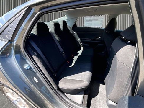 New 2026 Hyundai Elantra SE FWD image 11