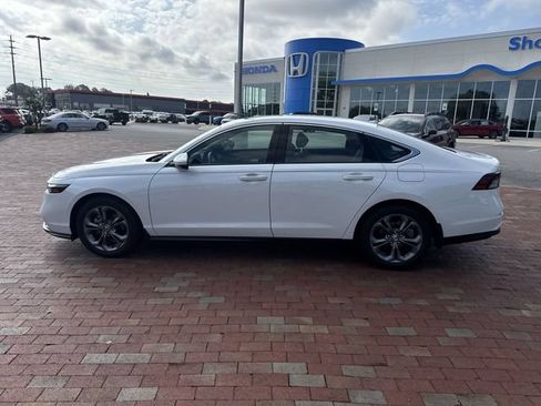 Certified 2024 Honda Accord EX image 33