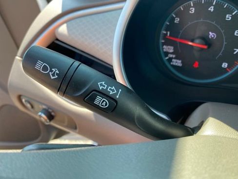 Used 2024 Chevrolet Malibu LT FWD image 19