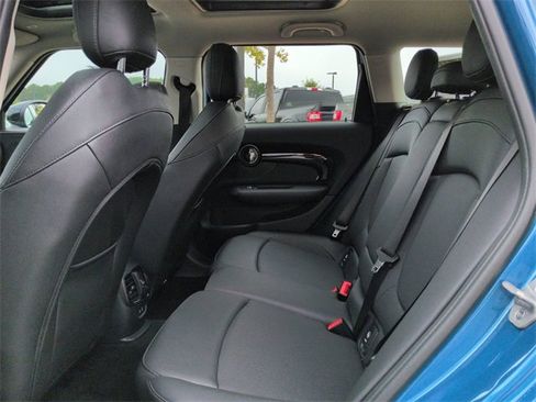 Used 2024 MINI Cooper Clubman S image 12