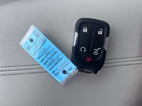 Used 2019 GMC Terrain Denali w/ Advanced Safety Package AWD/4WD image 41