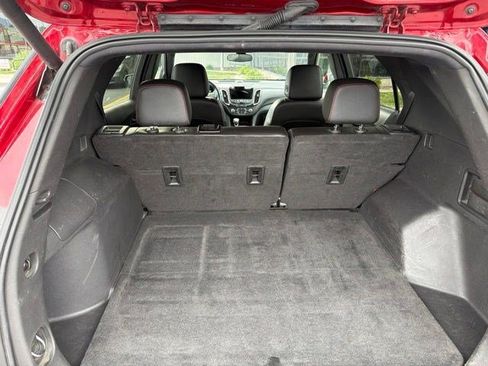 Used 2022 Chevrolet Equinox RS w/ RS Leather Package AWD/4WD image 8