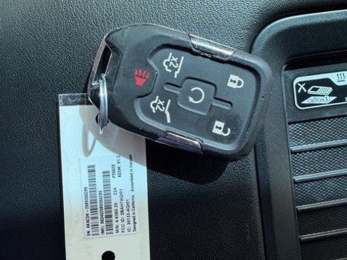 Used 2018 Chevrolet Tahoe Premier image 39