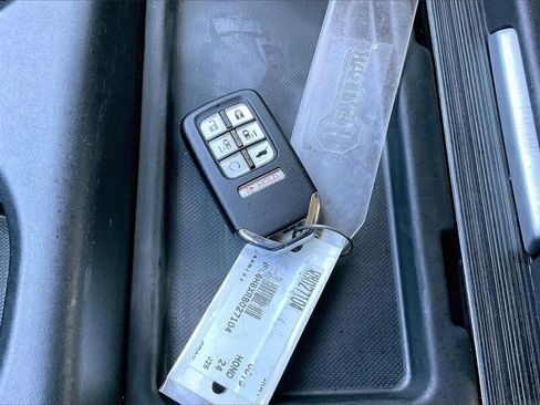 Used 2024 Honda Odyssey Touring image 36