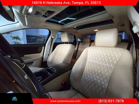 Used 2016 Jaguar XJ L Portfolio RWD image 31