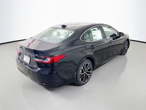 New 2026 Toyota Camry XLE image 7