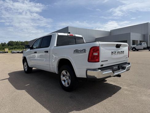 Certified 2025 RAM 1500 Big Horn AWD/4WD image 4