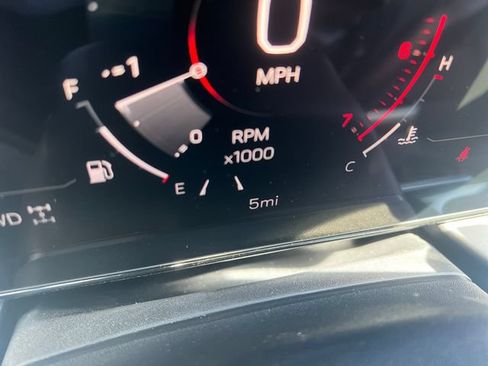New 2027 GMC Terrain Elevation w/ Elevation Premium Package AWD/4WD image 18