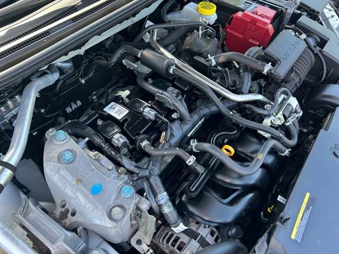 Used 2024 Nissan Sentra SR w/ SR Premium Package FWD image 30