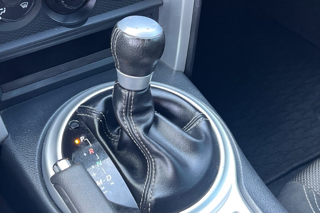 Certified 2017 Toyota 86 RWD image 22
