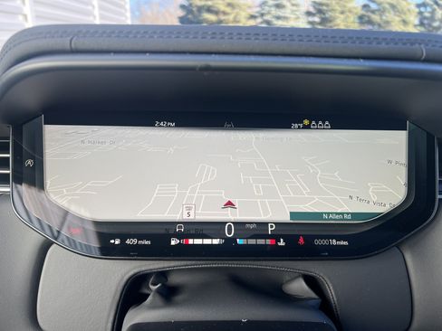 New 2025 Land Rover Range Rover Sport Dynamic SE image 15