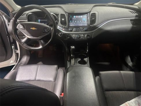 Used 2020 Chevrolet Impala LT image 10
