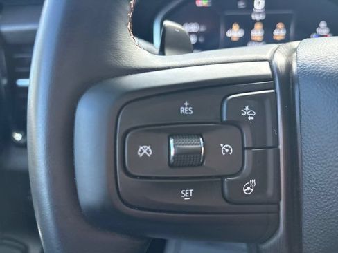 Used 2024 GMC Sierra 1500 AT4 w/ Technology Package AWD/4WD image 42