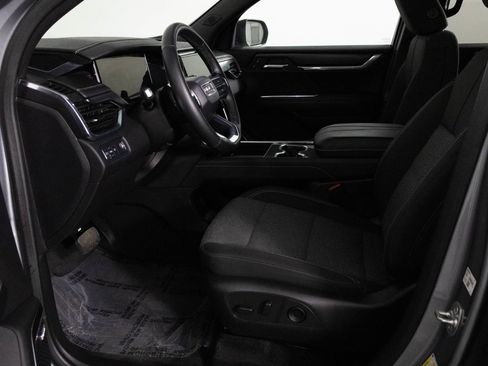 Certified 2025 GMC Acadia Elevation image 17