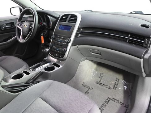 Used 2016 Chevrolet Malibu LS FWD image 15