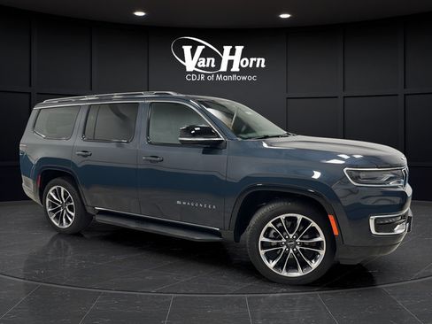 Used 2024 Jeep Wagoneer Series II w/ Premium Group I AWD/4WD image 1