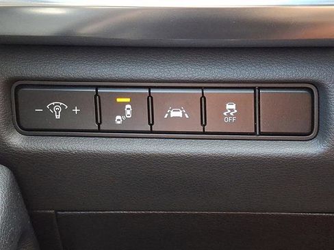 Used 2022 Kia Telluride LX image 25