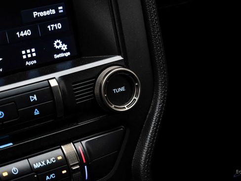 Used 2016 Ford Mustang Shelby GT350R w/ GT350R Equipment Group 920A image 67