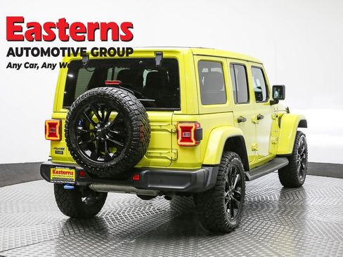 Used 2023 Jeep Wrangler Unlimited Sahara w/ Cold Weather Group image 5